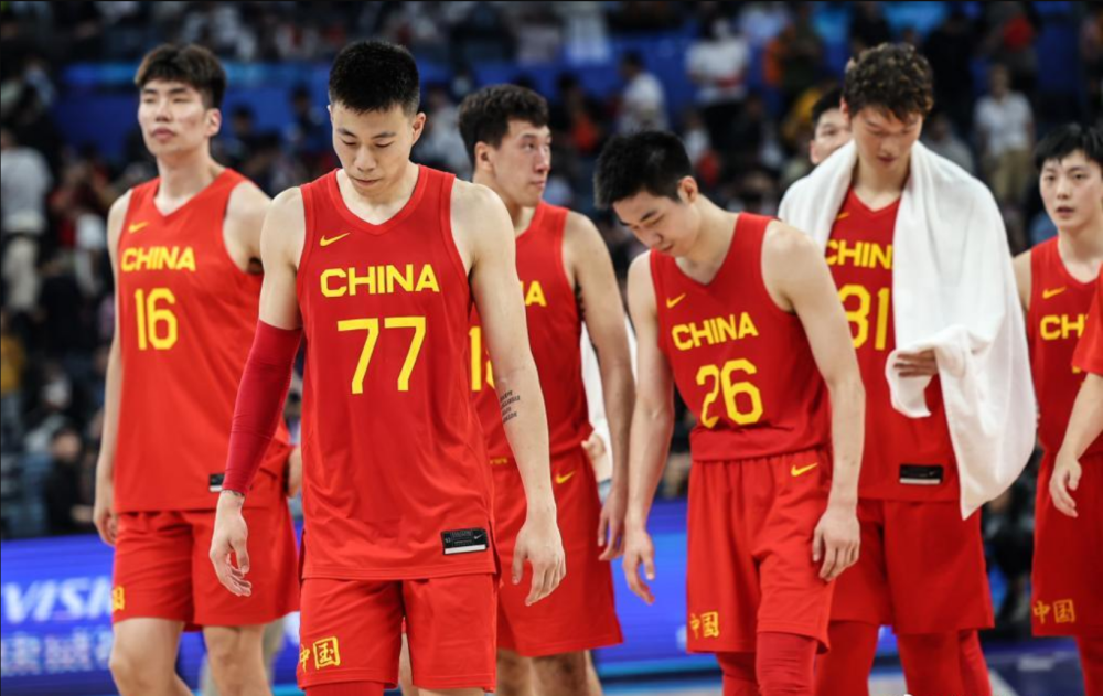 九游互动体验-克里夫兰骑士迎国王杯关键赛;关键时刻远射贴柱;管理层满意;临场指挥获称赞的简单介绍