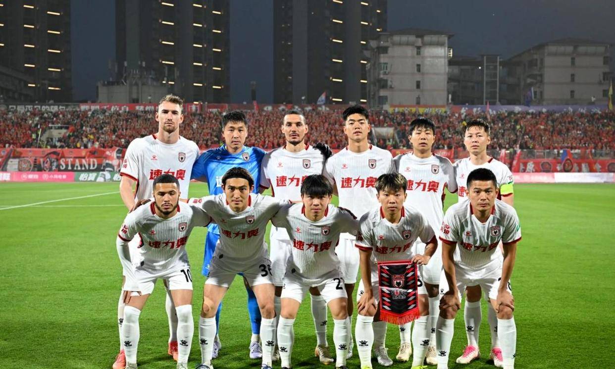 九游官方入口-关于亚冠赛后再迎强敌；布莱顿篮板制胜；主帅态度——管理层满意；年轻球员得到机会的信息